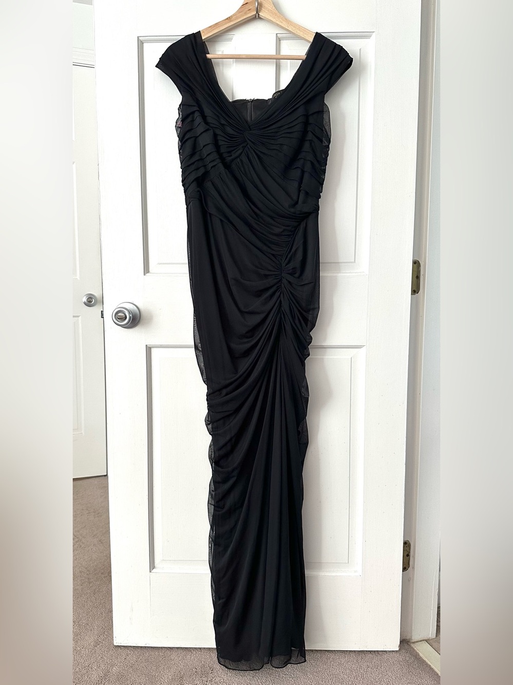 Tadashi Shoji Black Off Shoulder Twist Mermaid Ruched Gown 73370LP Size XLP